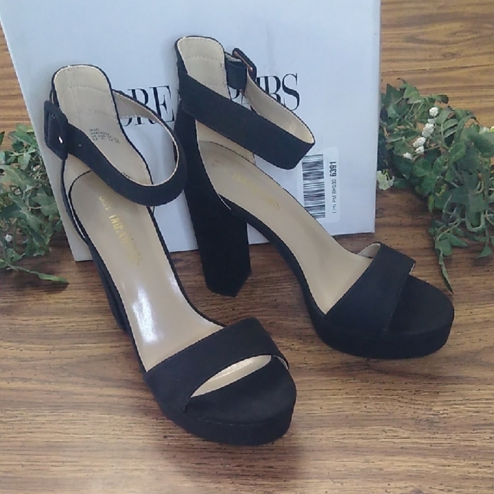 Dreampairs Black Strappy High Heels Size 9.5